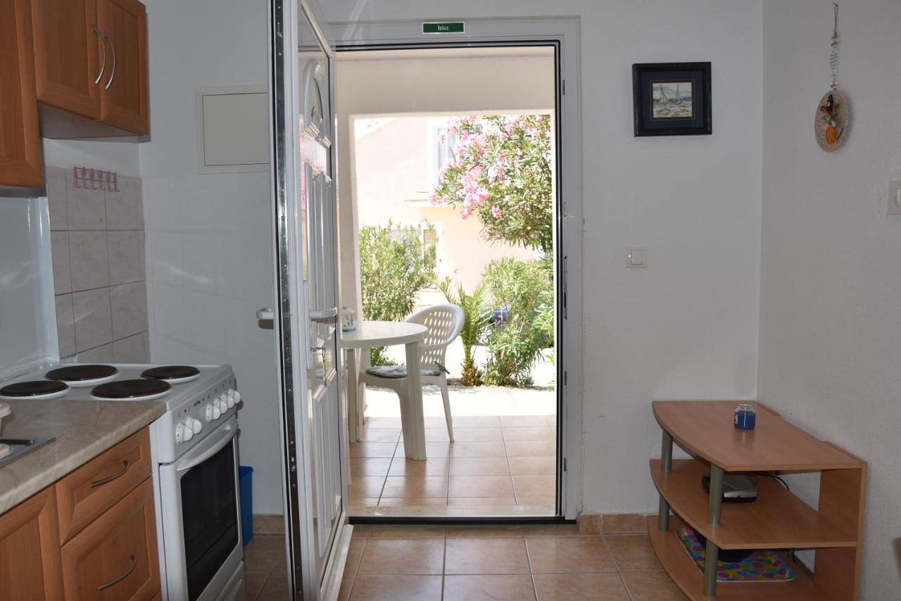 Apartmani Meri Ražanj Exterior foto
