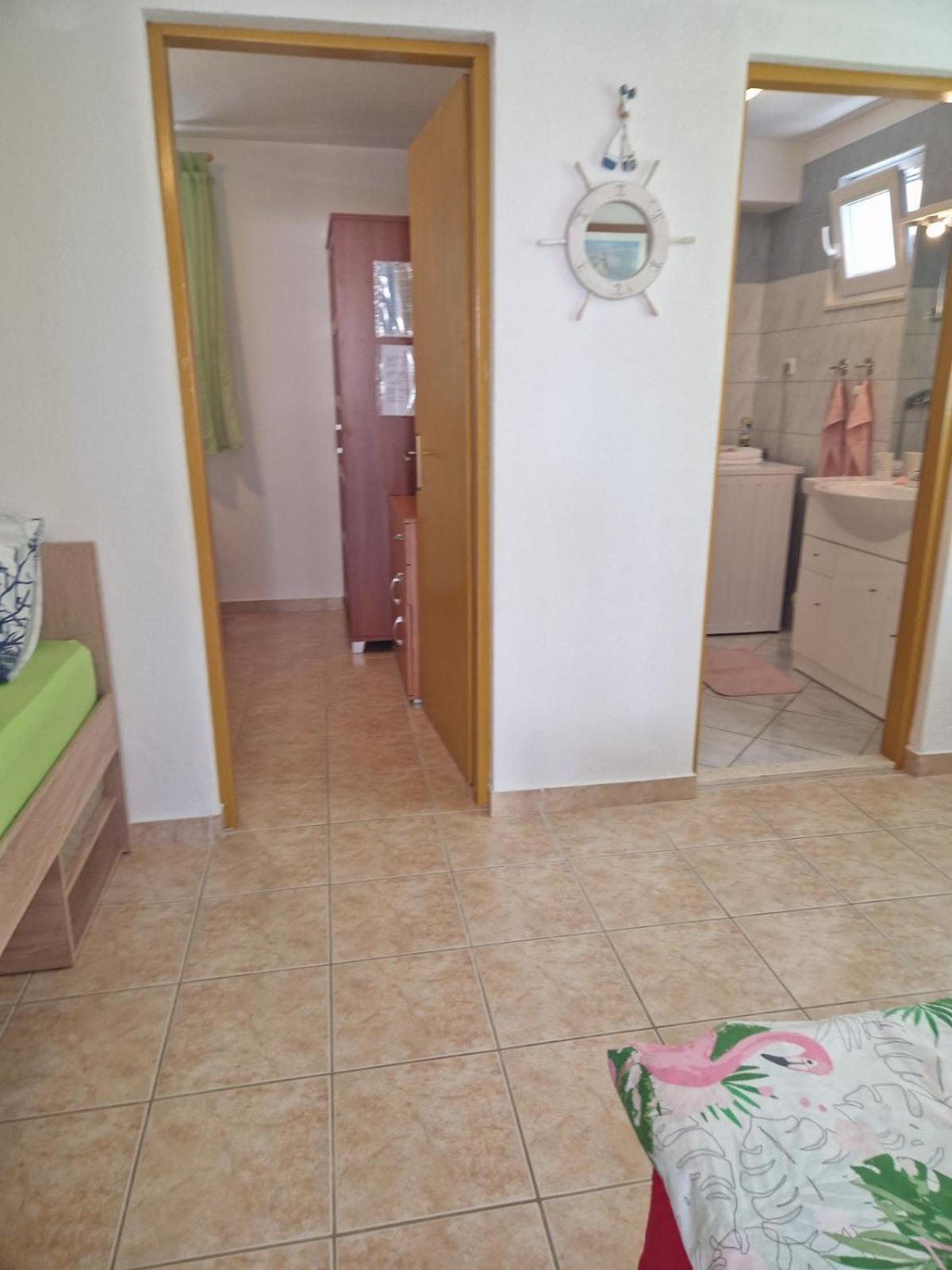 Apartmani Meri Ražanj Exterior foto